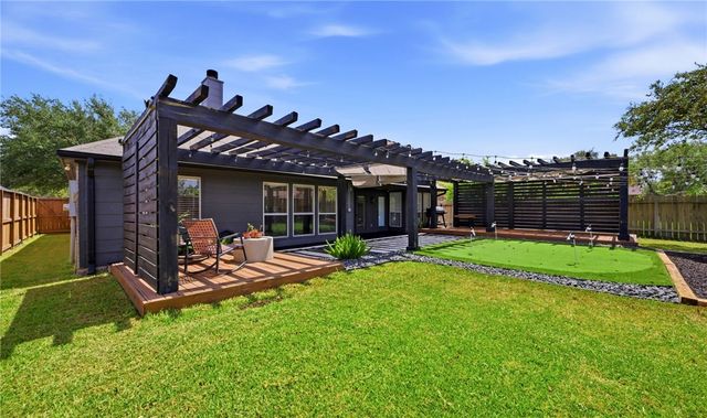 5217 High Bank Dr, Corpus Christi, TX 78413