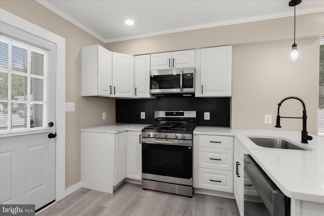 924 N BELNORD AVE, Baltimore, MD 21205