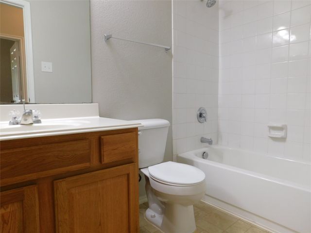 8613 Sagebrush Trail, Cross Roads, TX 76227