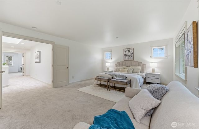 16788 NE 123rd Way, Redmond, WA 98052