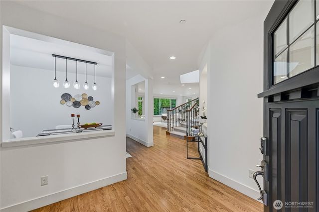 16788 NE 123rd Way, Redmond, WA 98052