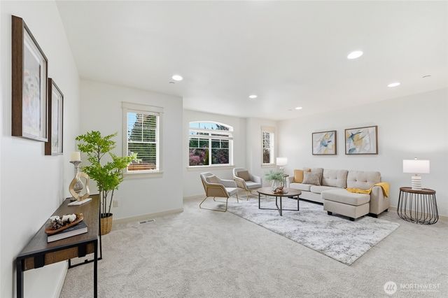 16788 NE 123rd Way, Redmond, WA 98052