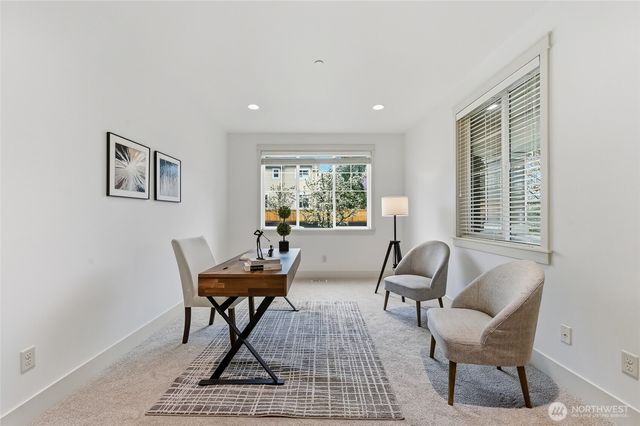 16788 NE 123rd Way, Redmond, WA 98052