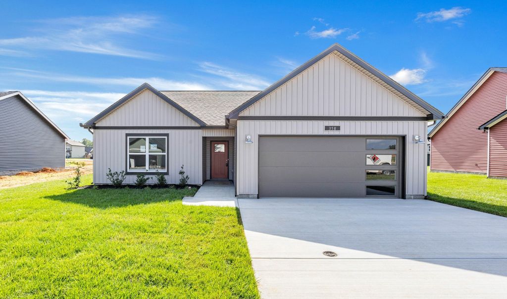 358 Galway Dr, Clarksville, TN 37042