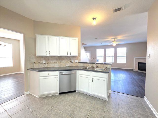 12111 Carriage Oak Circle, Humble, TX 77346