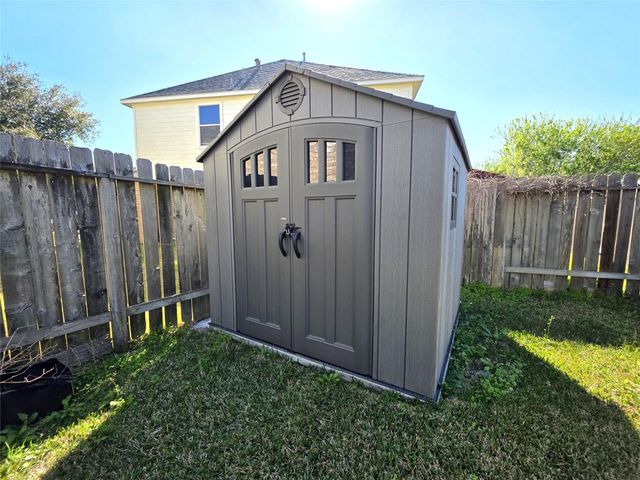 12111 Carriage Oak Circle, Humble, TX 77346