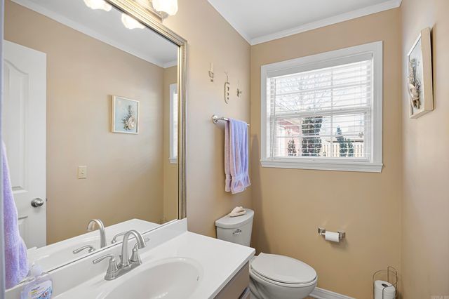 2310 W 7th Street, Russellville, AR 72801