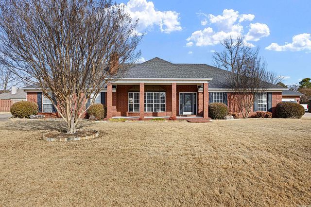 2310 W 7th Street, Russellville, AR 72801