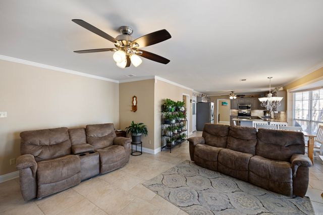 2310 W 7th Street, Russellville, AR 72801