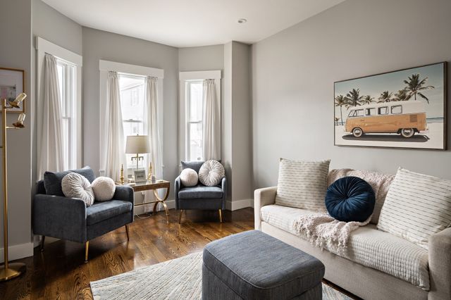 6 Chestnut Ave 1, Boston, MA 02130