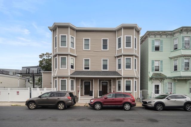 6 Chestnut Ave 1, Boston, MA 02130