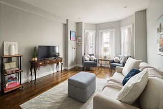 6 Chestnut Ave 1, Boston, MA 02130
