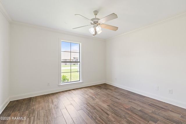 206 Oak Hill Lane, Youngsville, LA 70592