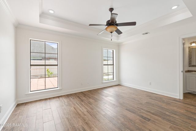 206 Oak Hill Lane, Youngsville, LA 70592