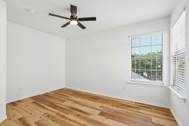 4504 Lyra CIR, Austin, TX 78744