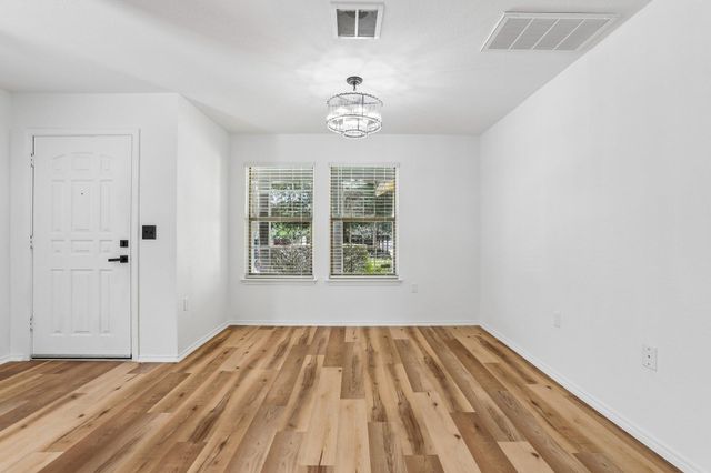 4504 Lyra CIR, Austin, TX 78744