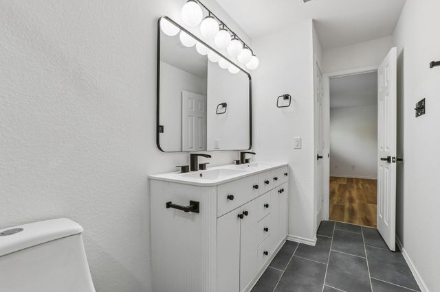 4504 Lyra CIR, Austin, TX 78744