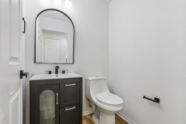 4504 Lyra CIR, Austin, TX 78744
