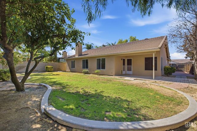 12514 Sawtooth Avenue, Bakersfield, CA 93312