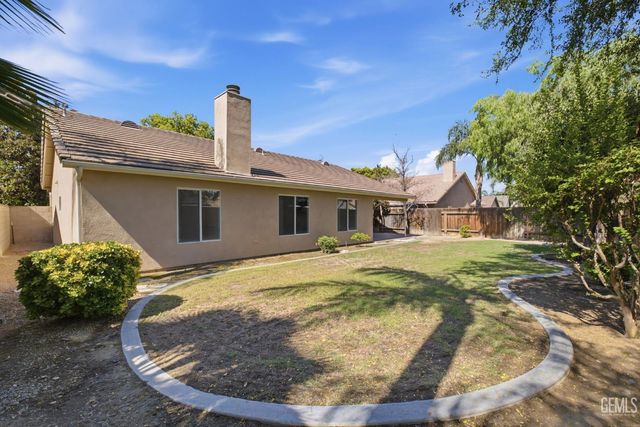 12514 Sawtooth Avenue, Bakersfield, CA 93312