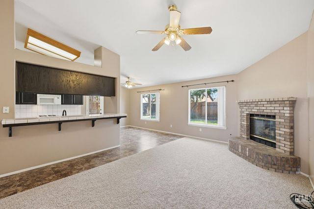 12514 Sawtooth Avenue, Bakersfield, CA 93312
