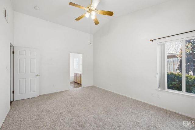 12514 Sawtooth Avenue, Bakersfield, CA 93312