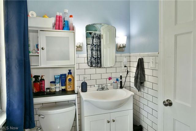 71 Wilda Avenue, Youngstown, OH 44512