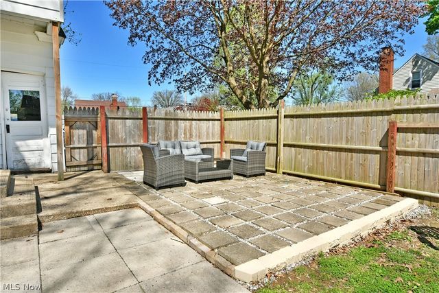 71 Wilda Avenue, Youngstown, OH 44512