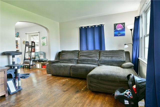 71 Wilda Avenue, Youngstown, OH 44512