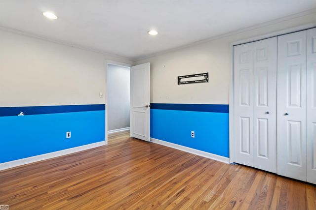 2312 Hillcrescent Dr Drive, Troy, MI 48085