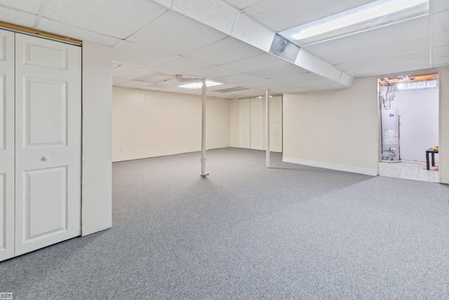 2312 Hillcrescent Dr Drive, Troy, MI 48085