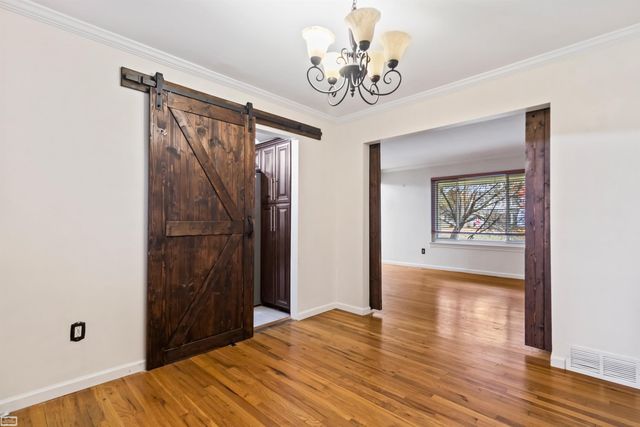 2312 Hillcrescent Dr Drive, Troy, MI 48085