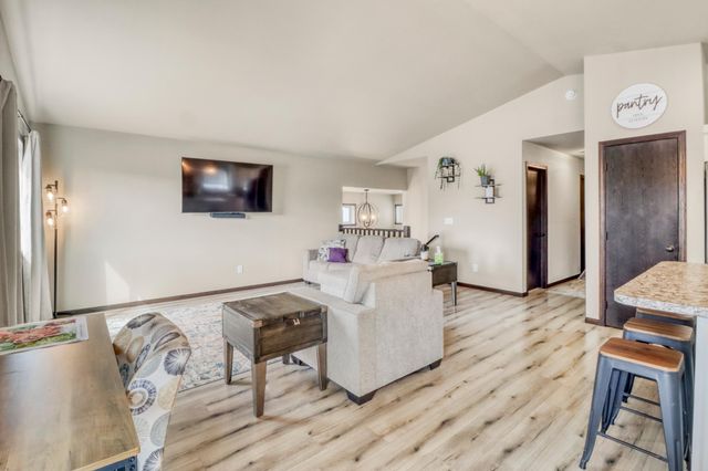 6726 69th Avenue S, Horace, ND 58047