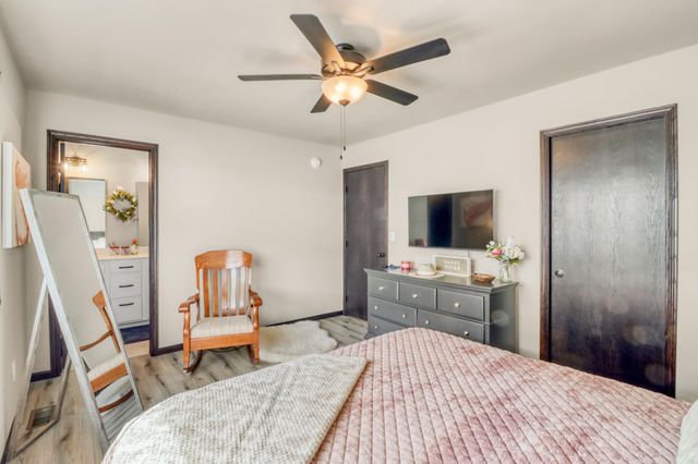 6726 69th Avenue S, Horace, ND 58047