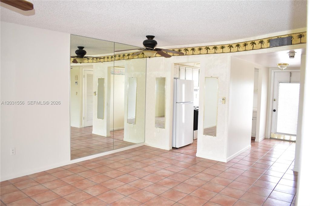 2701 N Pine Island Rd 311, Sunrise, FL 33322