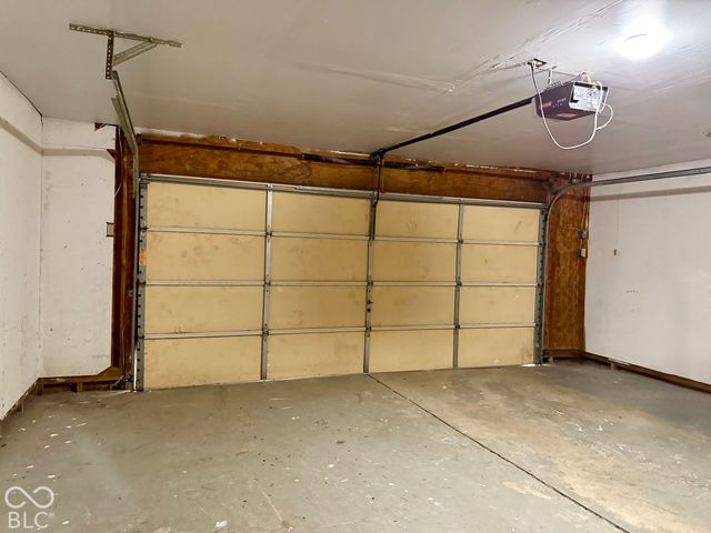 530 Quail Run, Greenwood, IN 46142