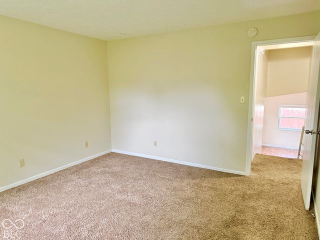 530 Quail Run, Greenwood, IN 46142