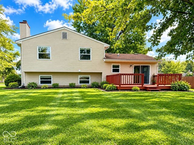 530 Quail Run, Greenwood, IN 46142