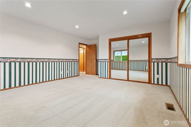 8639 Bender Road, Lynden, WA 98264