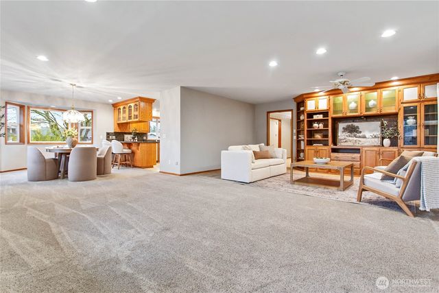 8639 Bender Road, Lynden, WA 98264