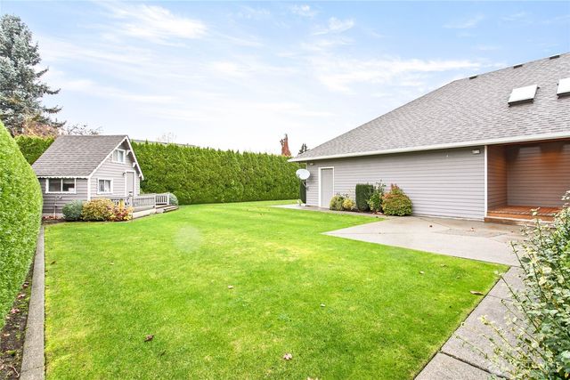 8639 Bender Road, Lynden, WA 98264