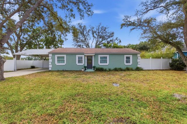 4702 W BAY VIEW AVENUE, Tampa, FL 33611