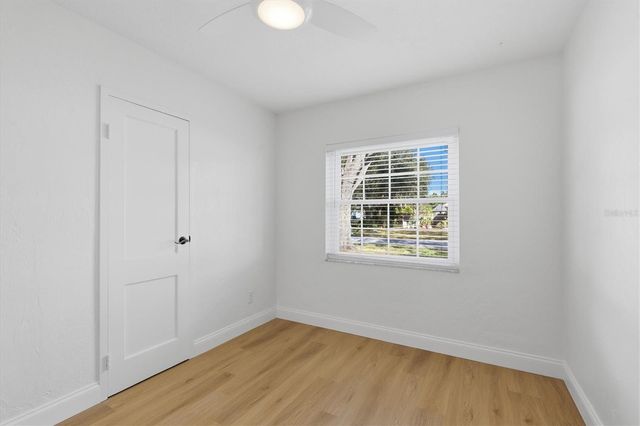 4702 W BAY VIEW AVENUE, Tampa, FL 33611