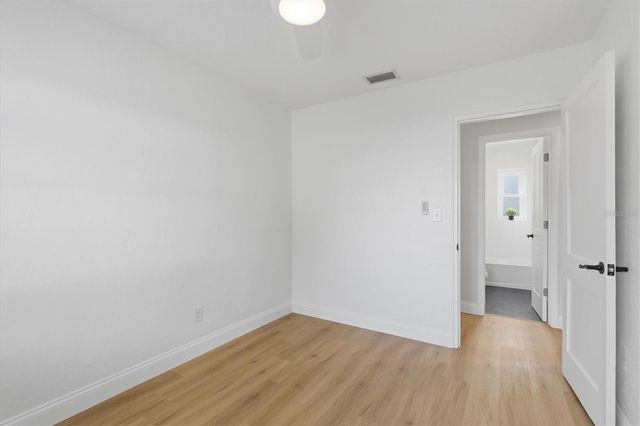 4702 W BAY VIEW AVENUE, Tampa, FL 33611