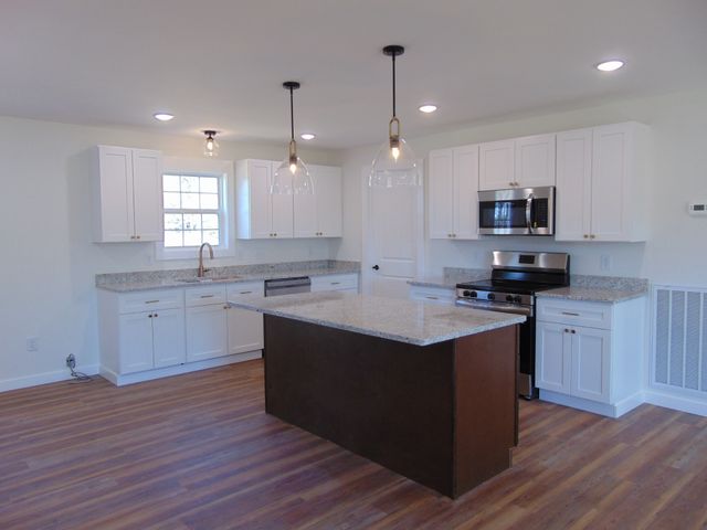 3936 Buffalo Rd, Summertown, TN 38483