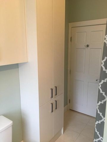 907 East 4th St. 3, Boston, MA 02127