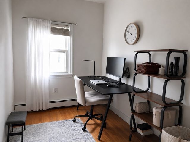 907 East 4th St. 3, Boston, MA 02127