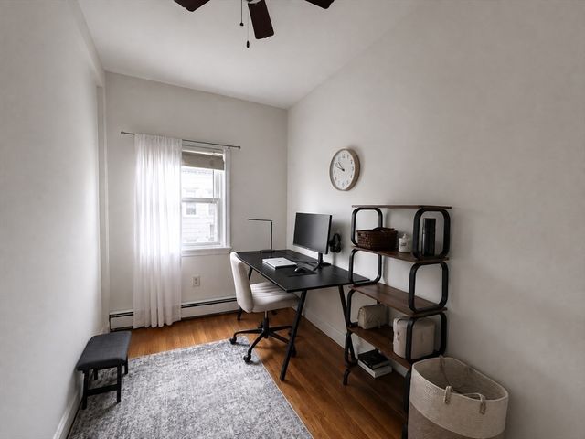 907 East 4th St. 3, Boston, MA 02127