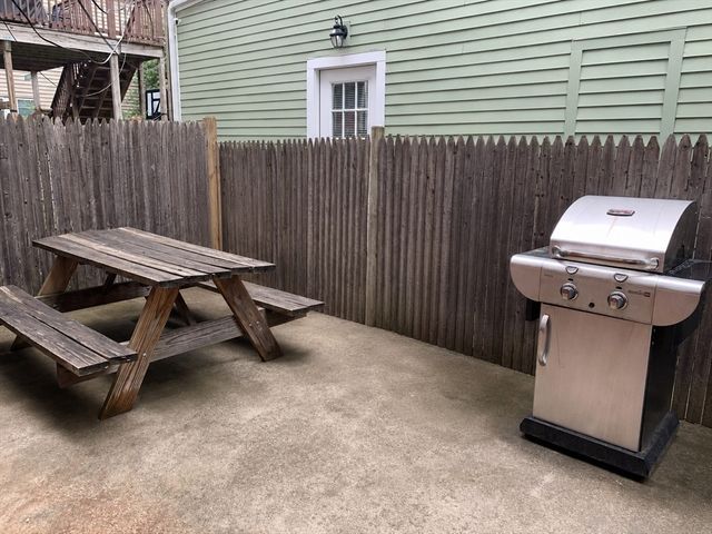 907 East 4th St. 3, Boston, MA 02127