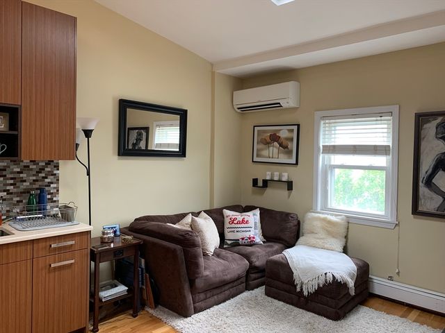 907 East 4th St. 3, Boston, MA 02127